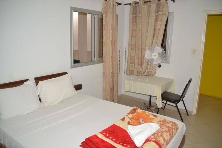Room 14 of 109