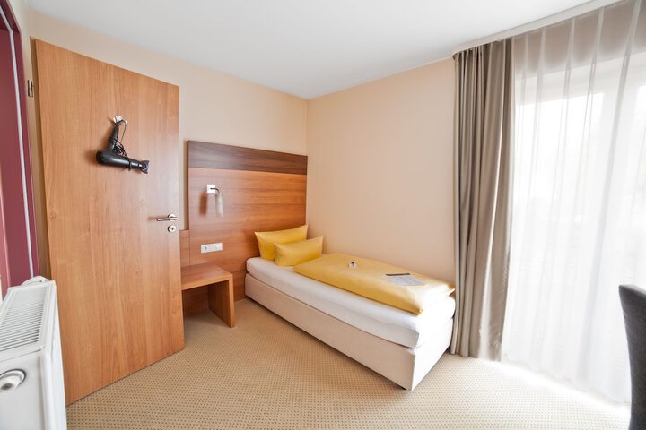 Room 14 of 79