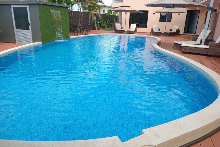 Pool 49 of 53