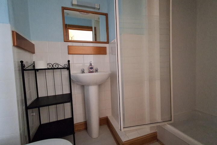 Room 3 of 5