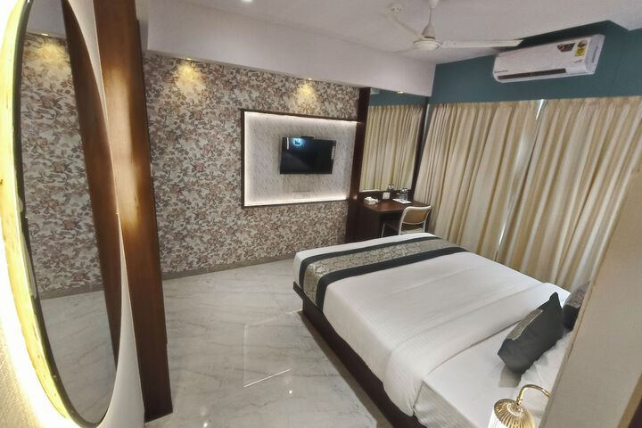 Room 7 of 60