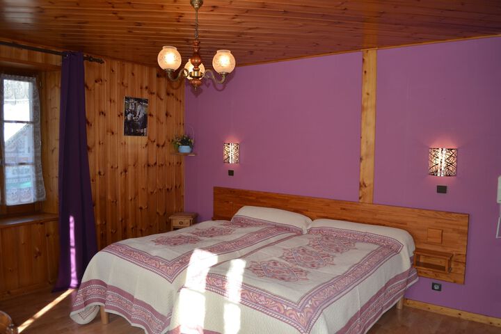 Room 4 of 35