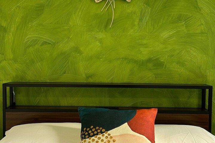 Room 4 of 46
