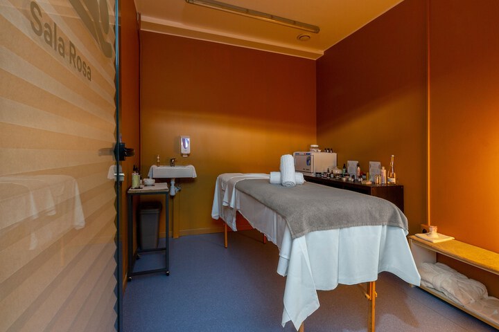 Spa 51 of 82
