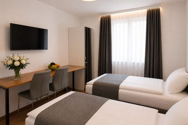 Room 44 of 91