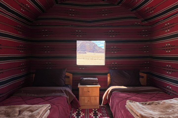Room 15 of 35