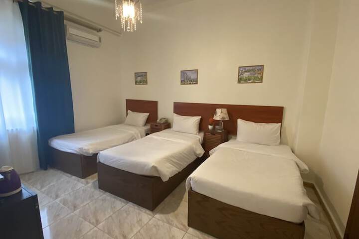 Room 28 of 42