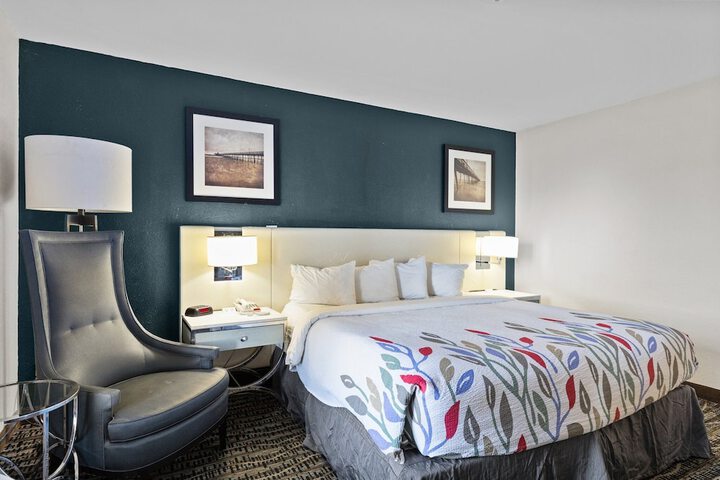Room 20 of 63