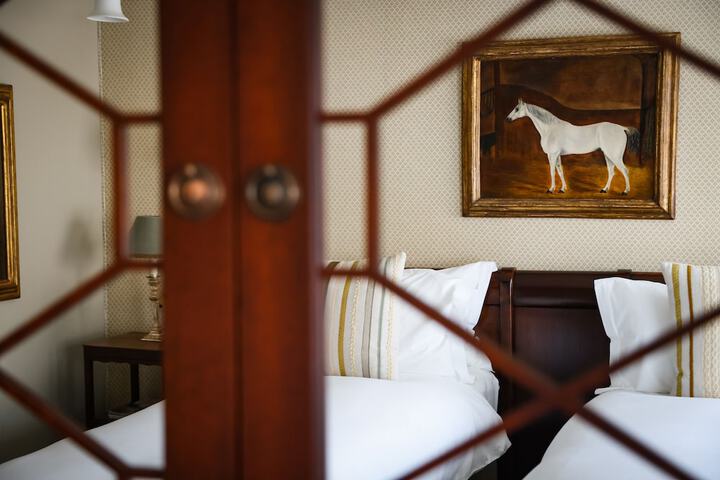 Room 22 of 87