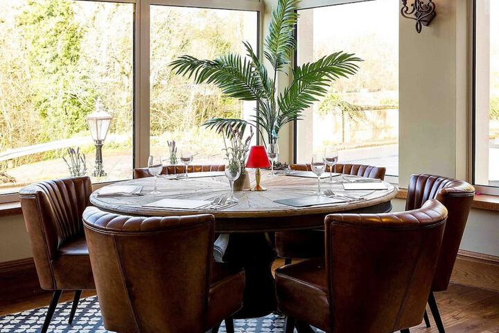 Dining 46 of 75