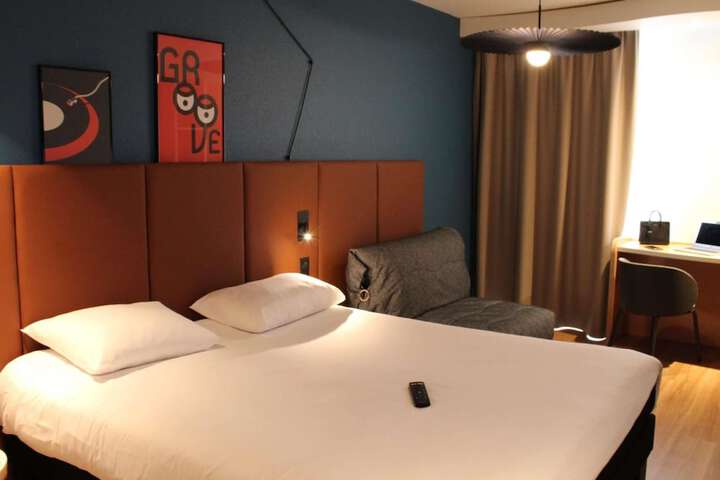 Room 30 of 125