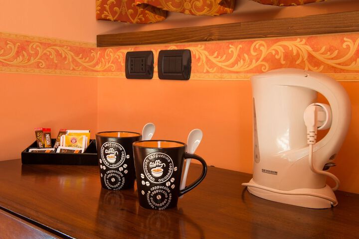 Breakfast/Coffee Service 35 of 53