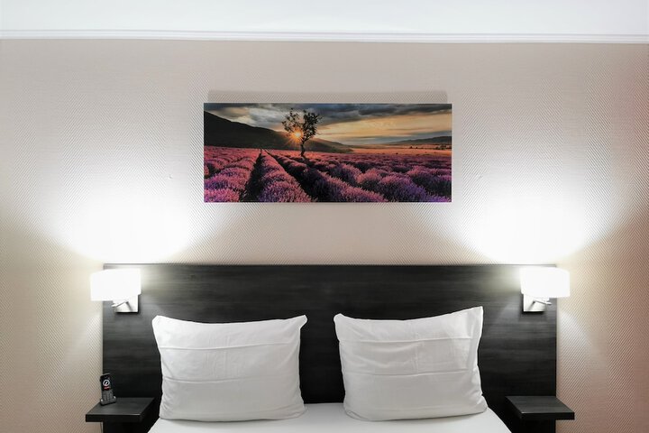 Room 10 of 39