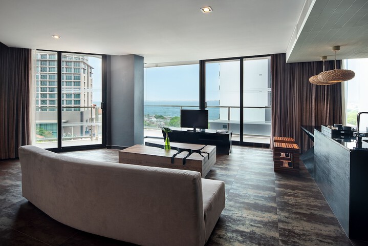 Room 48 of 89