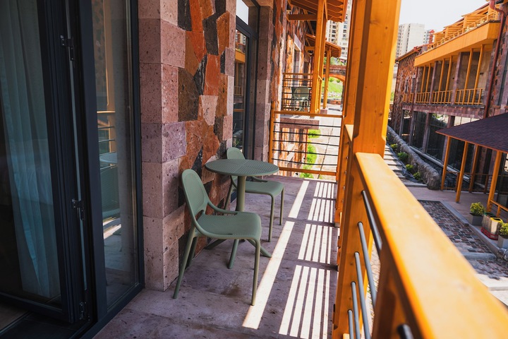 Terrace/Patio 51 of 102