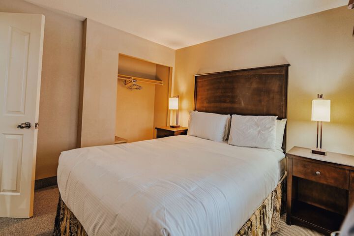 Room 34 of 68