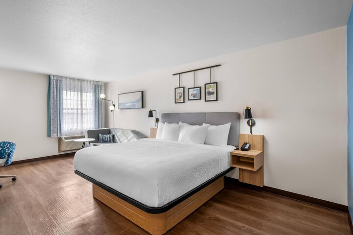 Room 19 of 42