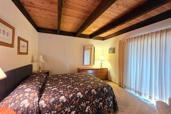 Room 7 of 30