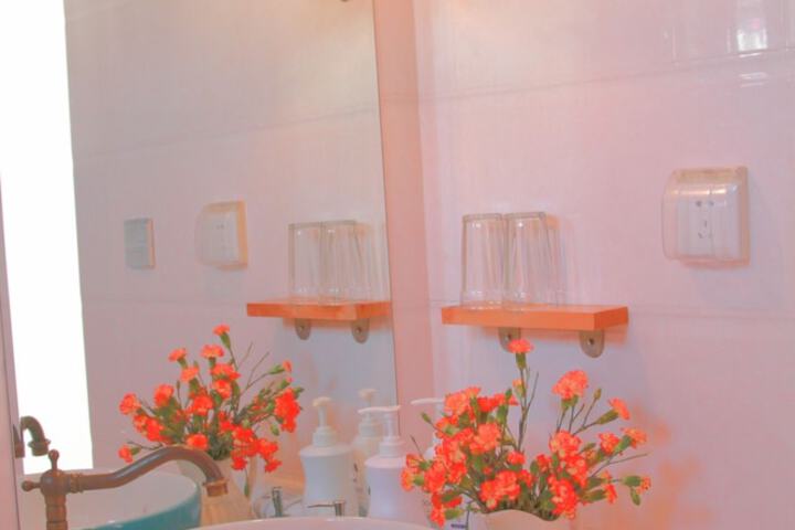 Room 30 of 57