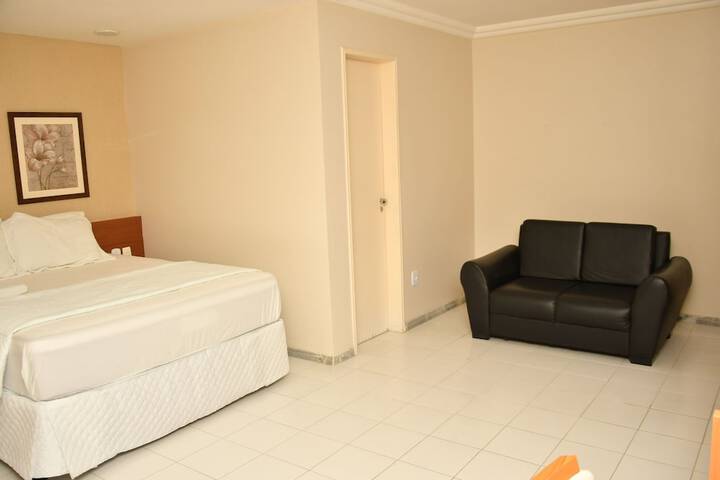 Room 7 of 27