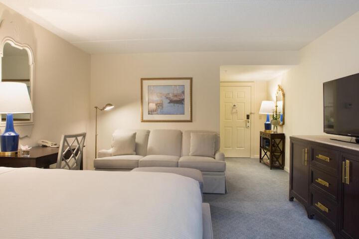 Room 50 of 194