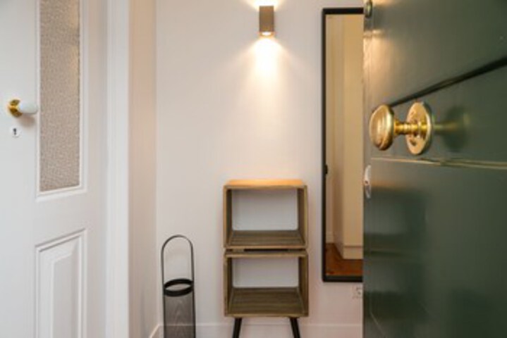 Room 11 of 46