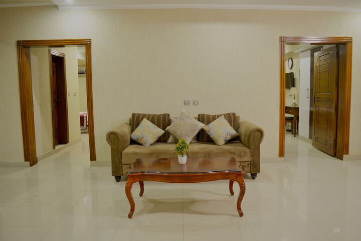 Room 11 of 83