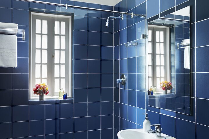 Bathroom Interior Photo