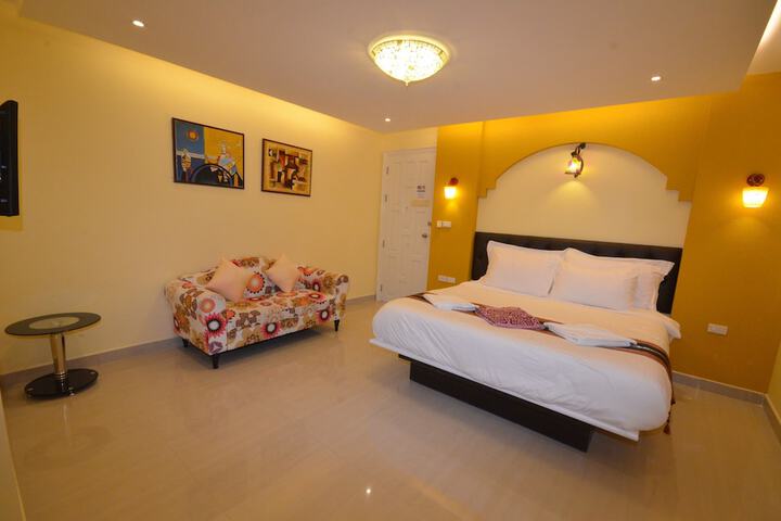 Room 15 of 60