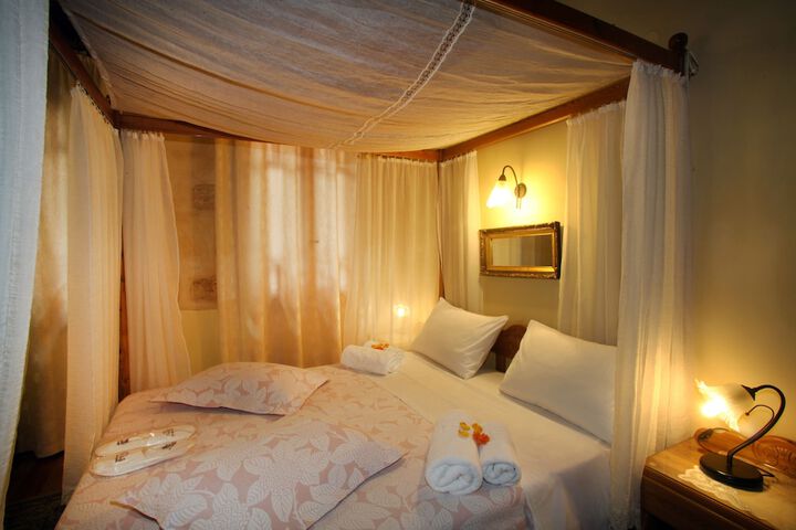 Room 26 of 82
