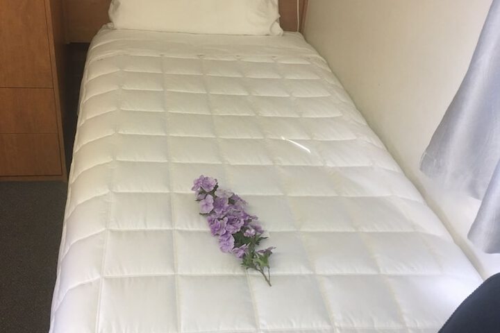 Room 25 of 74