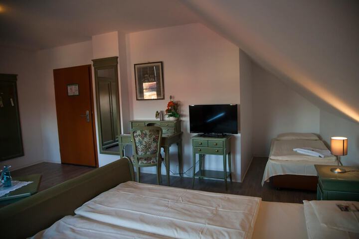 Room 18 of 58