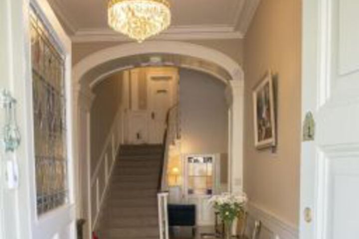 Devonview House
