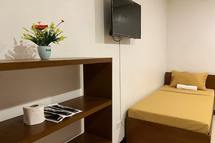 Room 56 of 84
