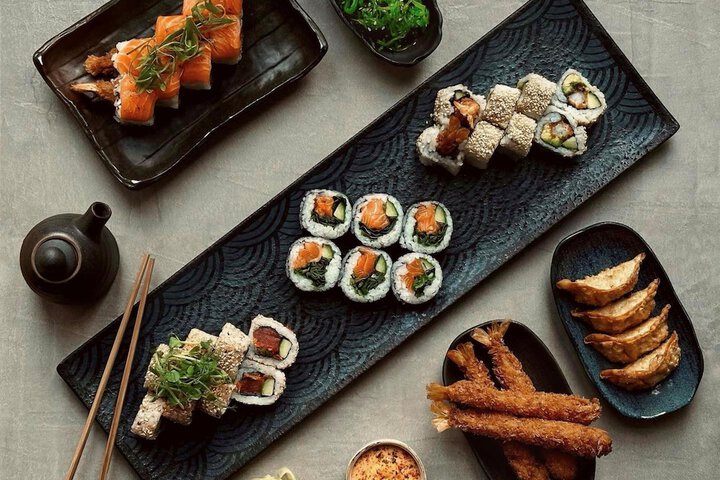 Dining 52 of 77