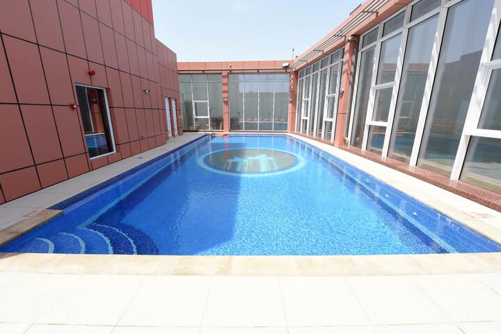 Pool 18 of 26