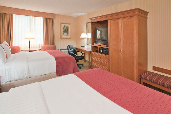 Room 9 of 30