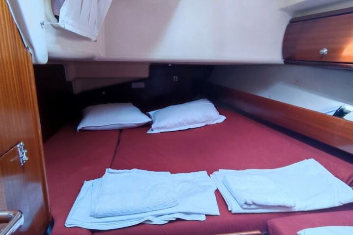 Room 4 of 44