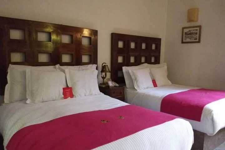 Room 8 of 19