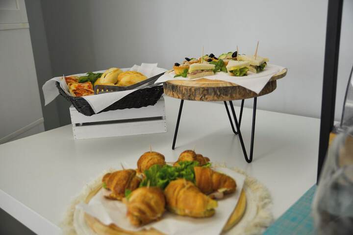 Dining 74 of 108