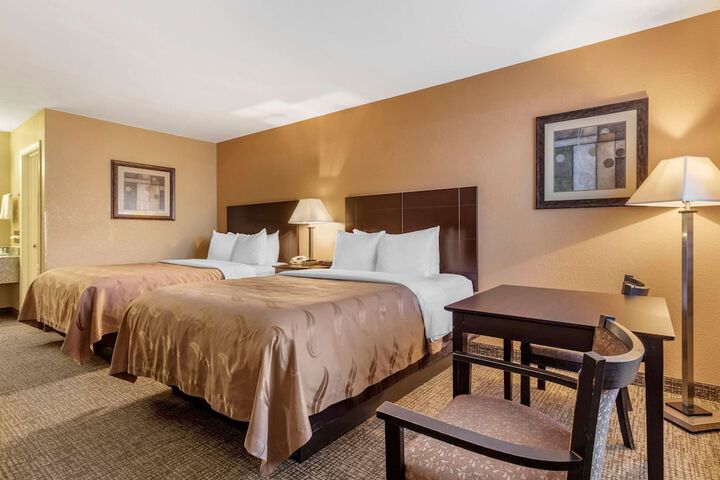 Room 20 of 32