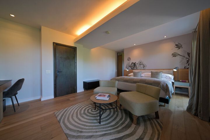 Room 9 of 57