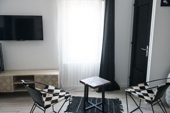 Room 29 of 49