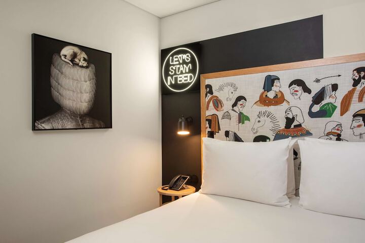 Room 17 of 89