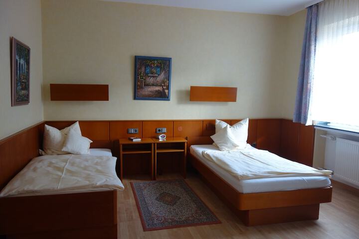 Room 14 of 50