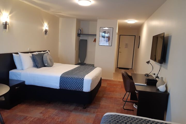 Room 5 of 59