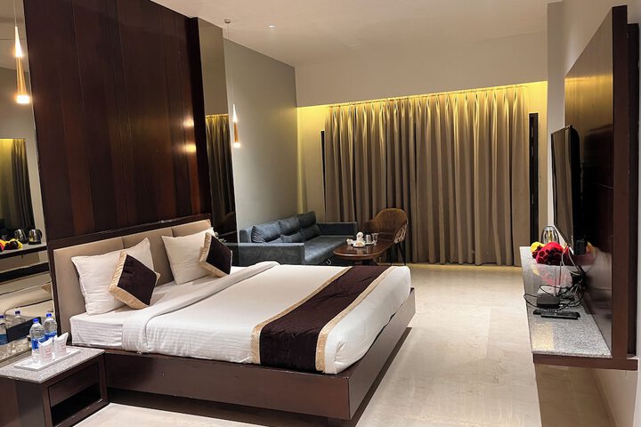 Room 4 of 47