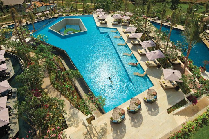 Pool 128 of 204