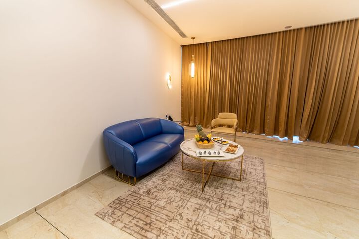 Room 12 of 67