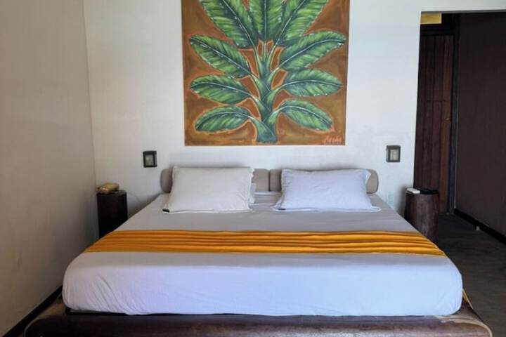 Room 9 of 73